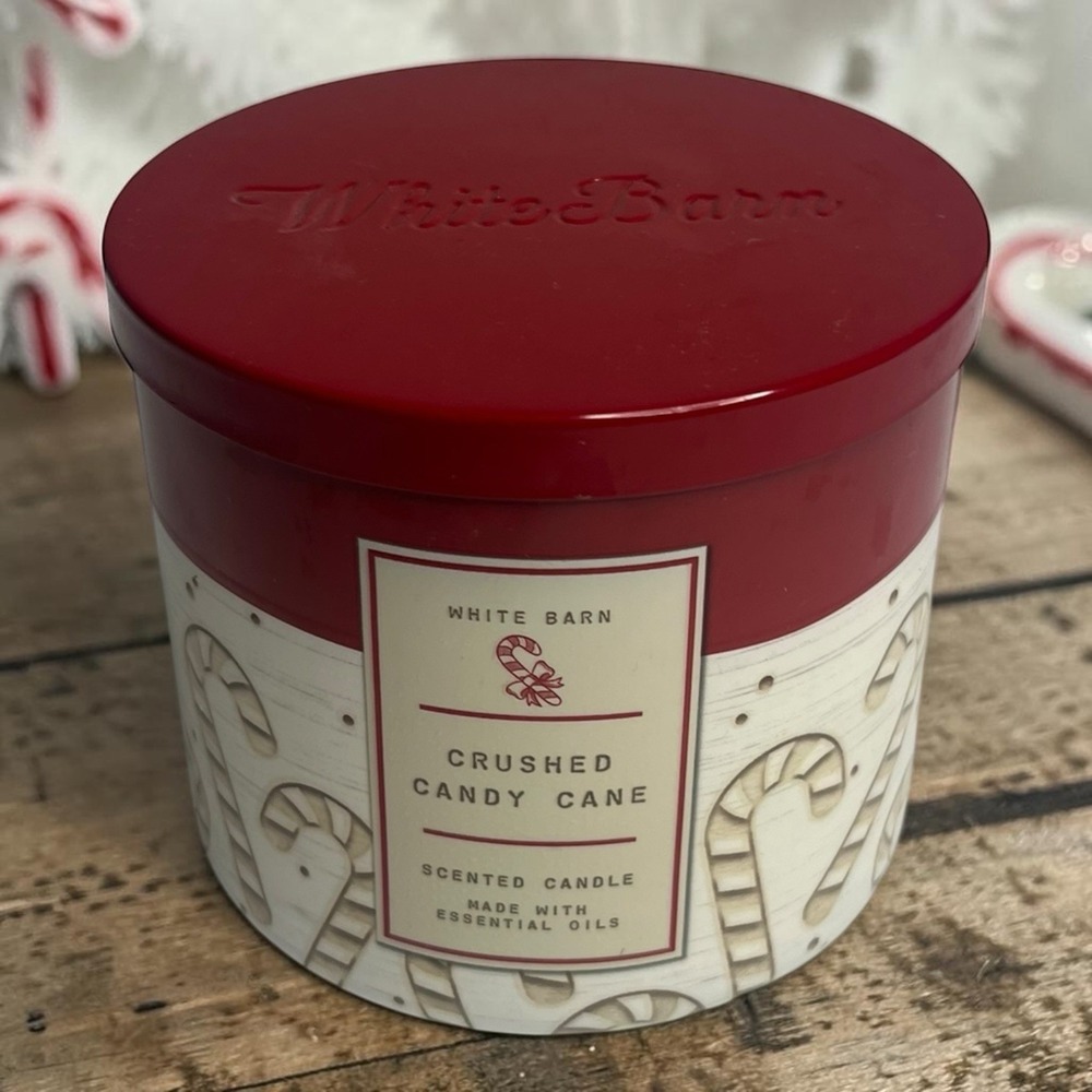 White Barn Bath & Body Works Crushed Candy Cane 3 Wick Scented Candle  14.5 oz
